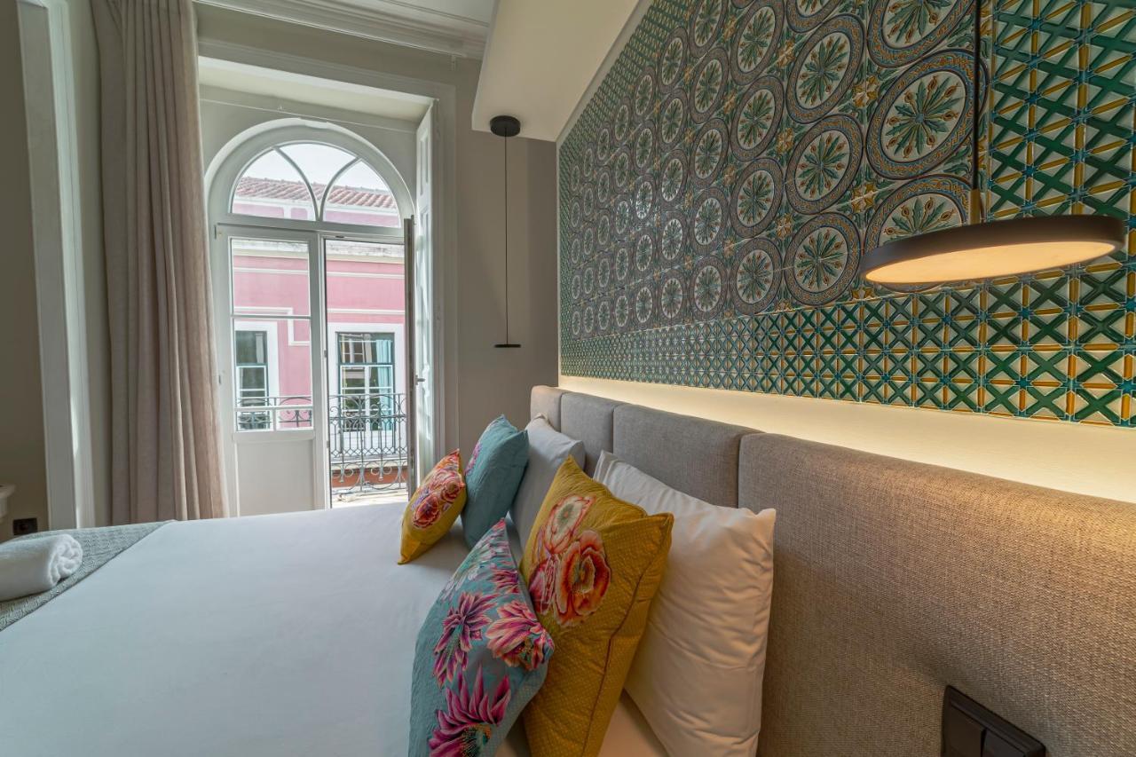 Deluxe Room,1358953067:JPEG